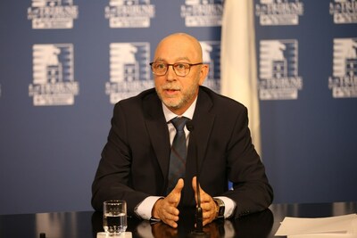 Eric Gagnon, Vice-President of Corporate and Regulatory Affairs at Imperial Tobacco Canada, responds to the Minister of Health's allegations and urges the government to buckle down on enforcing its law during the press conference held on February 1, 2024. (CNW Group/Imperial Tobacco Canada)