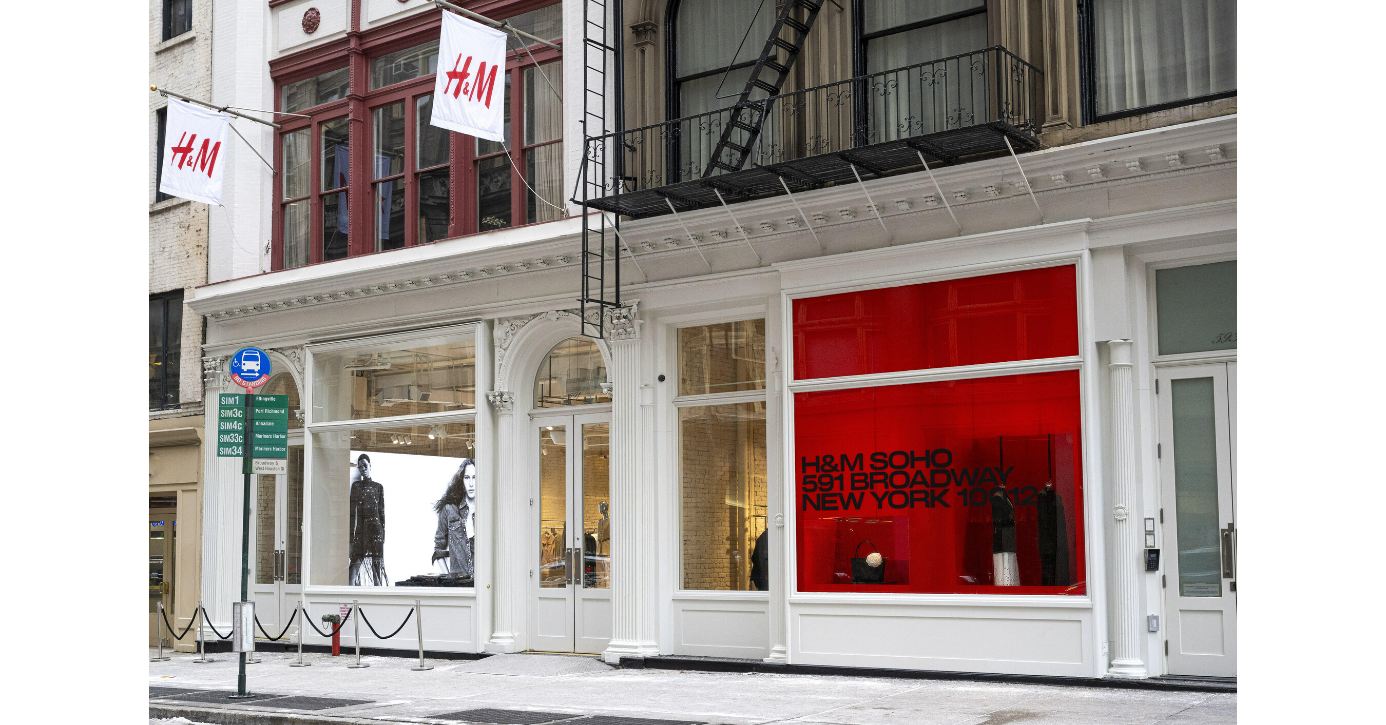 H&M Group and  Launch Tech-Enabled In-Store Shopping