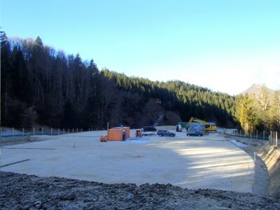 Figure 2: The completed well site at the Welchau-1 drilling location (CNW Group/MCF Energy Ltd.)