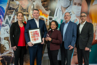Pictured (L-R) are Bethany L Brown, PhD, MSCS, Senior Director, Transfusion Innovation and Product Development, American Red Cross, Richard Meehan, President & Chief Executive Officer, Velic,  Pampee P. Young, M.D., Ph.D., Chief Medical Officer, Biomedical Services, American Red Cross, Bill Skillman, Senior Vice President,Velico and Tim Washburn, Vice President, Product Strategy & Management, American Red Cross.