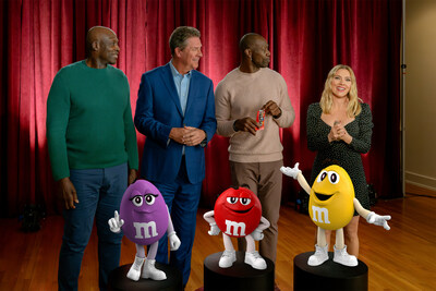 Building on its mission to use the power of fun to create a world where everyone feels they belong, M&M’S®, proudly part of Mars, released its Super Bowl LVIII ad, “Almost Champions,” featuring a cameo from acclaimed actress Scarlett Johansson, who stars alongside NFL Legends Dan Marino, Terrell Owens and Bruce Smith