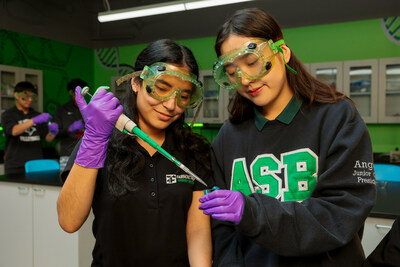 Three newly renovated, state-of-the-art labs provide the perfect setting for young women to engage in real-world, hands-on learning in biology, chemistry, and physics.