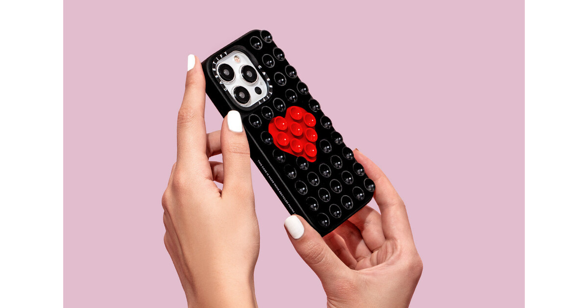 CASETiFY Unveils a Captivating Valentine