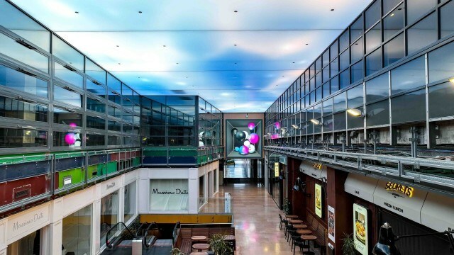 Unable to view the image, Please provide a valid URL.