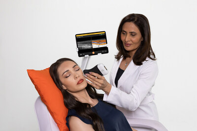 Finally, there's an easy way to learn aesthetic ultrasound anatomy. T-Mode™ AI overlays distinctive colours, patterns and labels to help users instantly identify and differentiate anatomical structures including cheeks, lips, forehead and the temple while scanning.