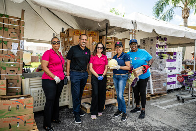 Miami Dolphins and Ambetter from Sunshine Health Tackle Food Insecurity to Serve 500 Meals to South Florida Families