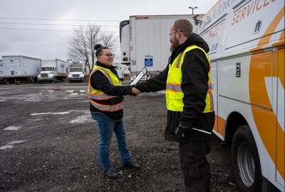 Fleet Services by Cox Automotive team members:
Jennifer Horta, Mobile Technician leader (left) and Mikki Richardson, Diesel Maintenance Tech II (right)