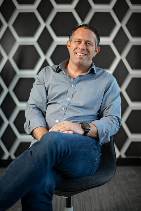 Jamaican Entrepreneur, Yoni Epstein, Receives Prestigious 2024 Entrepreneurship Laureate Prize - Vimarsana News