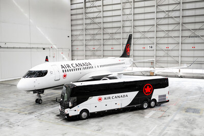 Le service multimodal, qui peut tre rserv ds maintenant, sera lanc  titre de projet pilote  l'aroport international John C. Munro de Hamilton et  l'aroport international de la rgion de Waterloo en mai 2024. (Groupe CNW/Air Canada)