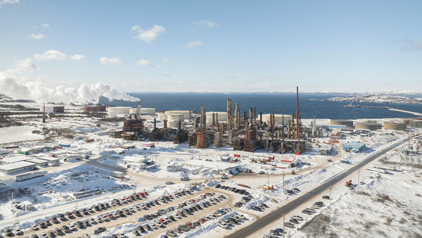The newly converted Braya Renewable Fuels refinery in Come By Chance, NL, overlooking Placentia Bay. Commercial production establishes Braya as one of the largest independently owned renewable fuel producers in the world. (CNW Group/Braya Renewable Fuels)