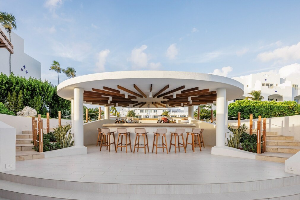 LEO A DALY Hospitality Projects Selected for Forbes Travel Guide's 2024 Lists - Vimarsana News