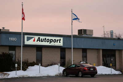 Unifor Local 100 announces official strike position at Autoport (CNW Group/Unifor)