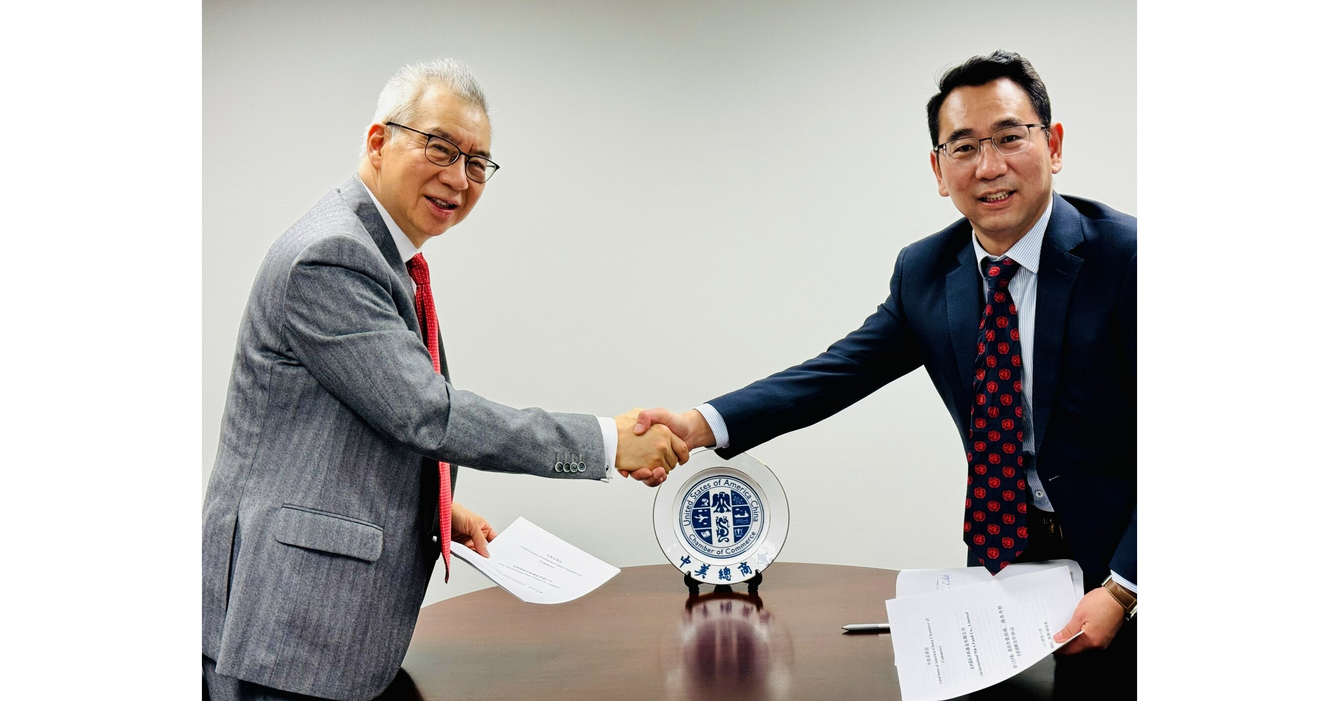 America-China Chamber of Commerce and Asia International M&A Fund sign strategic cooperation agreement
