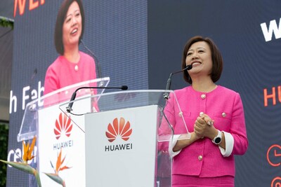 Jacqueline Shi, presidente do serviço global de marketing e vendas da Huawei Cloud (PRNewsfoto/HUAWEI CLOUD)