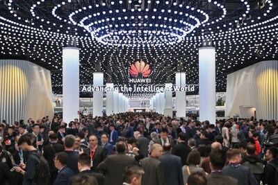 Le kiosque de Huawei au salon MWC 2024 de Barcelone (PRNewsfoto/Huawei)