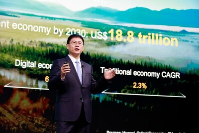 Li afirma que a economia digital global trará novas oportunidades estratégicas para o setor de TIC (PRNewsfoto/Huawei)