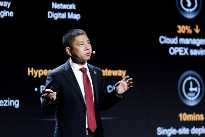 Wang Lei, de la gamme de produits de communication de donnes de Huawei, a prononc un discours-programme intitul  Bringing Net5.5G into Reality and Inspiring New Growth  (PRNewsfoto/Huawei)
