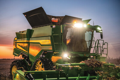 How John Deere's earnings reflect farming economy - Marketplace