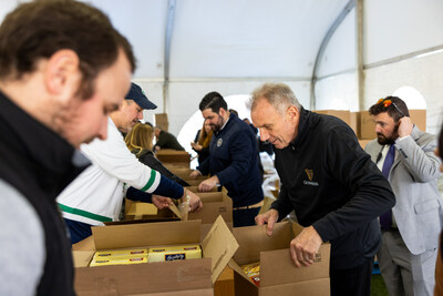 On Sunday Feb. 18, Football Legend Joe Montana kicked off the festivities with the first Lucky Sundays + Guinness Gives Back Community Service Event at the Guinness Open Gate Brewery Baltimore.