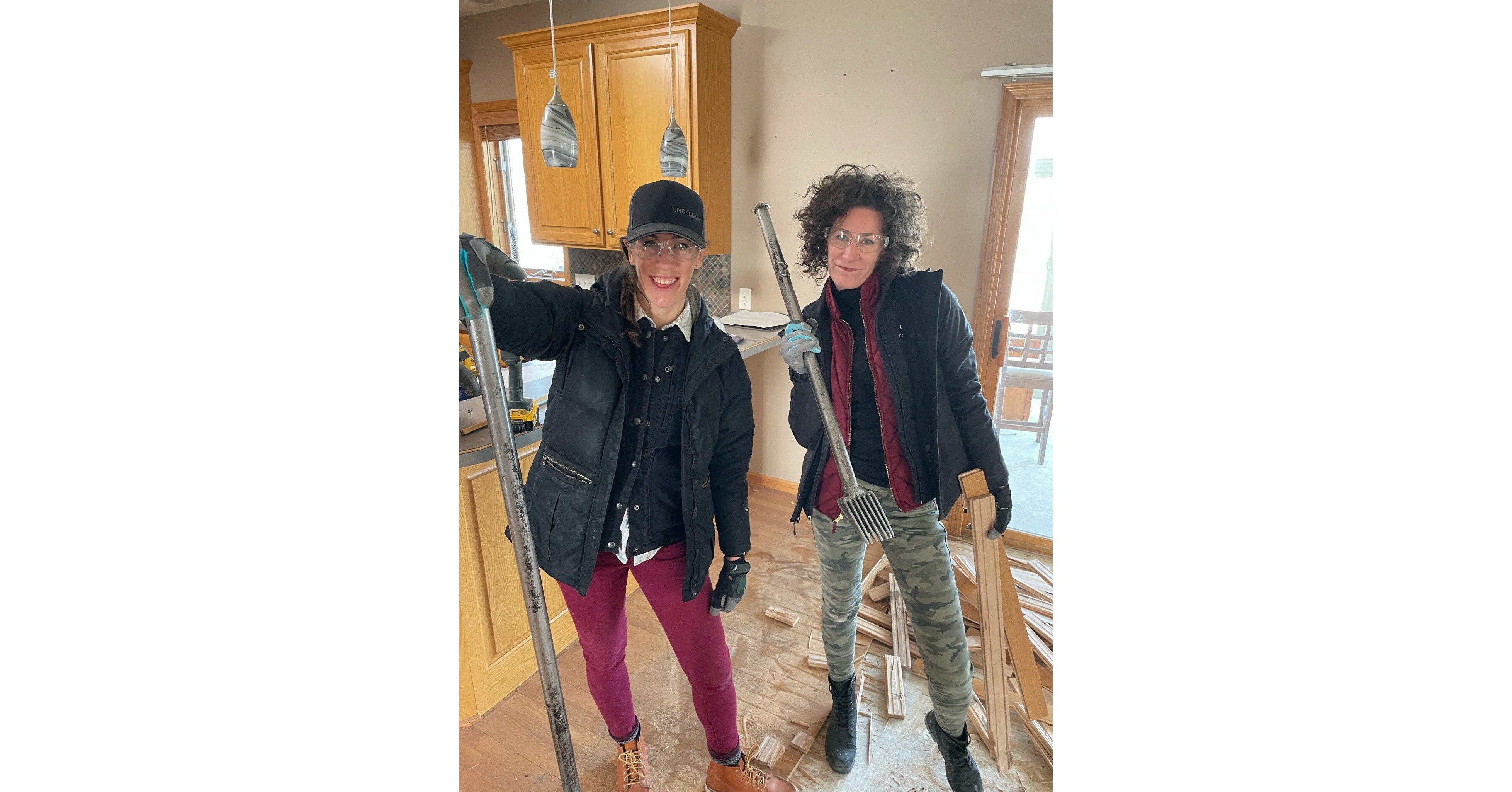 HGTV's Renovation 911 Stars Lindsey Uselding and Kirsten Meehan