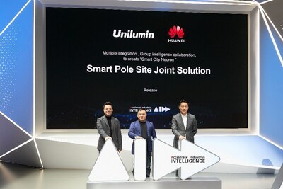 Cerimônia de lançamento de solução conjunta de instalação de postes inteligentes (PRNewsfoto/Unilumin Group., Ltd.)