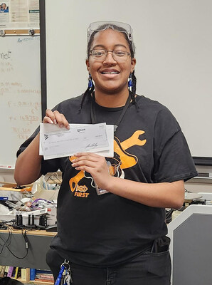 Pittsburg High School Student Journi Johnson, Winner of the Bishop-Wisecarver Innovation Award