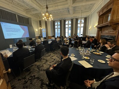 Group meeting at “Taiwan Day” event in London