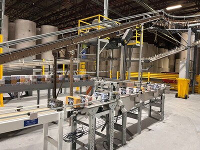 The new facial tissue converting line at the Richelieu plant in Gatineau, Qubec (Kruger Products). (CNW Group/Kruger Products)