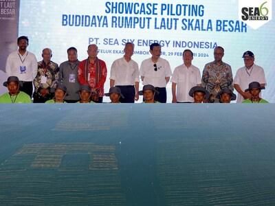 Luhut Pandjaitan, Indonesia’s Coordinating Minister for Maritime Affairs and Investment along with the Ministers of Fisheries and Industry attend the inauguratation of Sea6 Energy’s 1 SqKm Seaweed Farm in the presence of the Indian and UAE Ambassadors to Indonesia.