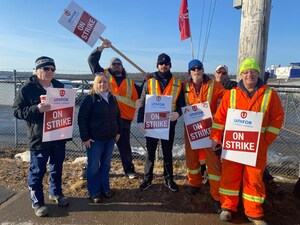 /R E P E A T -- MEDIA ADVISORY - Unifor rallies for striking CN Autoport workers/