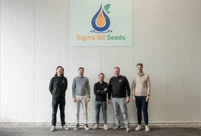 Left to right: Frederik Otten, Pim Vader, Timo van Dorland, Jeroen van den Heuvel, Stefan Gelok