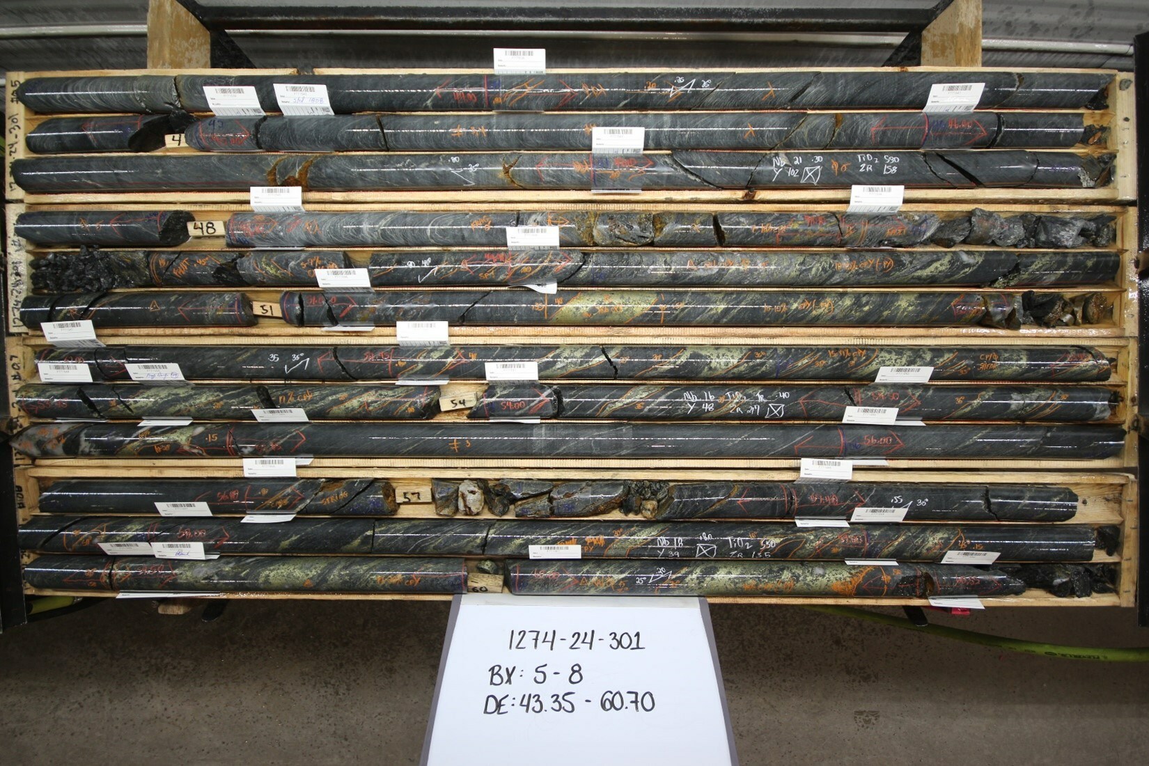 Figure 1 - 1273-24-301: 43.35 – 60.70 metres (CNW Group/Abitibi Metals Corp.) Figure 1 - 1273-24-301: 43.35 – 60.70 metres (CNW Group/Abitibi Metals Corp.)