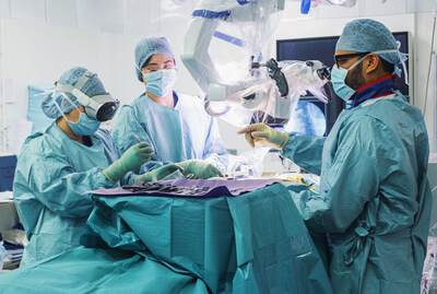 eXeX and Cromwell Hospital pioneer the First Use of Apple Vision Pro in UK
Surgery.