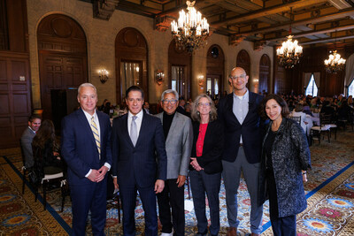 Wayfinder President and CEO Jay Allen; panelists Alberto Carvalho, John Kobara, Dr. Debbie Innes-Gomberg, Dr. Mark Ghaly; and moderator Val Zavala at The Conversation, a panel event presented by Wayfinder Family Services and The Aspen Institute Society of Fellows.
