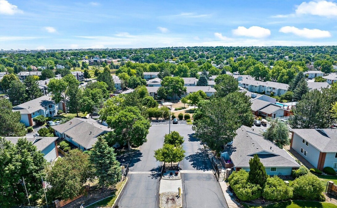 An Affiliate of Oberndorf Real Estate Management and The Bascom Group Acquire Multifamily Community 'Hearthstone at City Center' in Aurora, Colorado, for $74 Million - Vimarsana News