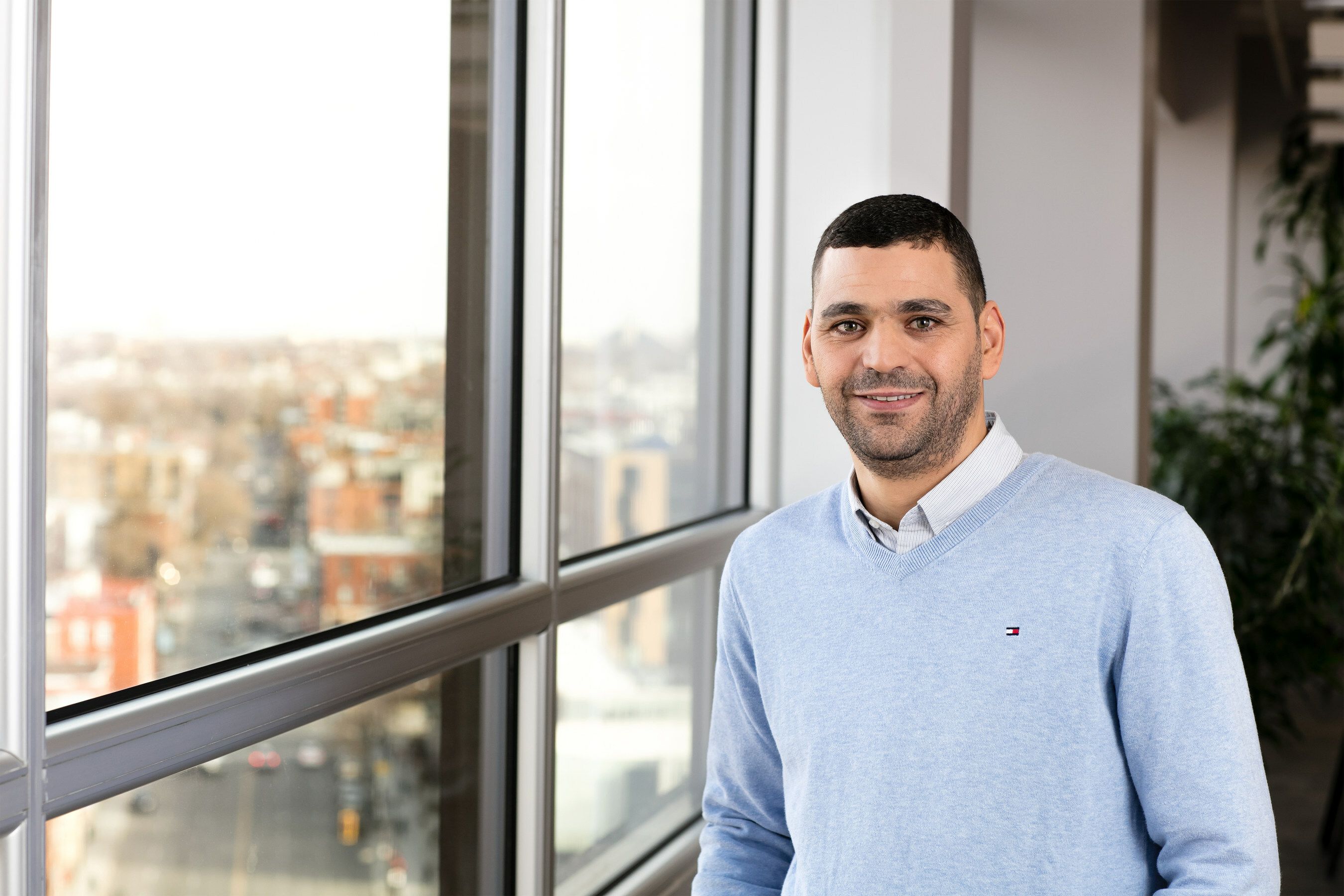 Unable to view the image, Please provide a valid URL.