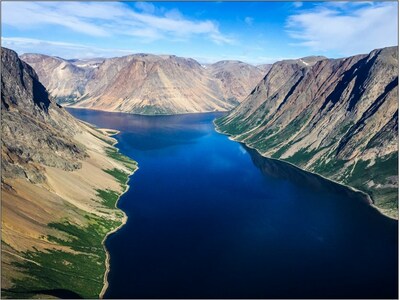 Le fjord Saglek en t
Photo : Rodd Laing (Groupe CNW/Parcs Canada (HQ))