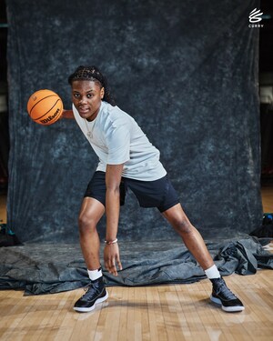 MILAYSIA FULWILEY SIGNS WITH CURRY BRAND