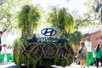 Hyundai Joined the 200th Anniversary Savannah St. Patrick's Day Parade