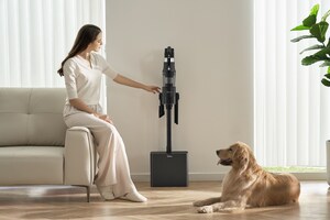 Midea Launches First Cordless Vacuum Cleaner with Docking Station