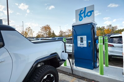FLO offre maintenant Branchez et rechargez de GM sur les bornes de recharge rapide de FLO  travers le Canada (Groupe CNW/FLO)