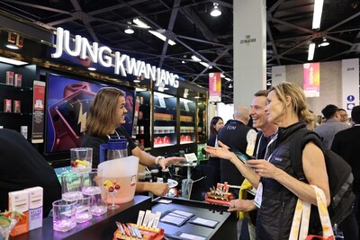 JungKwanJang unveiled a new grapefruit flavor for the global representative ginseng product EVERYTIME at the 2024 Natural Products Expo West.