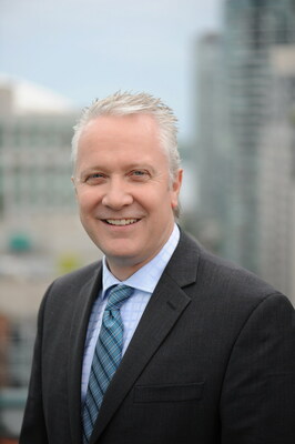 Peter Lewis, Prsident et chef de la direction, CST (Groupe CNW/Canadian Scholarship Trust Foundation)