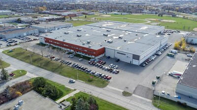 Industrial building purchased by Leyad (CNW Group/Leyad)