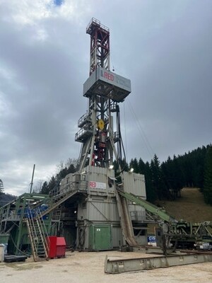 Image 1: RED Drilling Services Rig E200 on location at Welchau-1 wellsite in Austria (CNW Group/MCF Energy Ltd.)