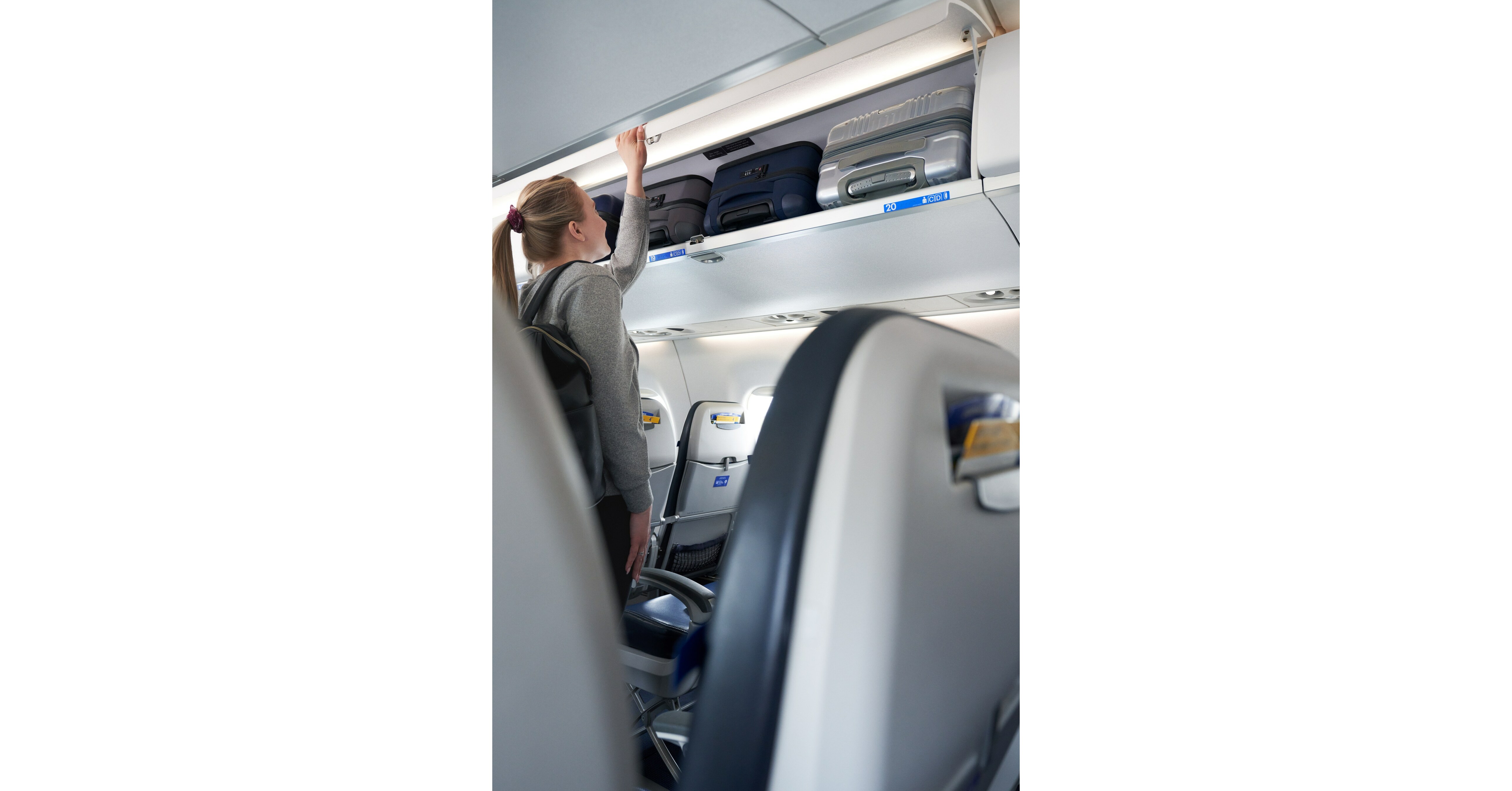 United First Airline to Add New, Larger Overhead Bins to