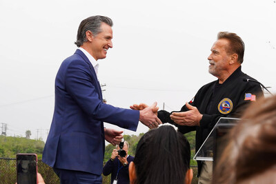 Gov. Newsom and Former Gov. Schwarzenegger show bipartisan support to KEEP THE LAW protecting neighborhoods from toxic oil drilling.