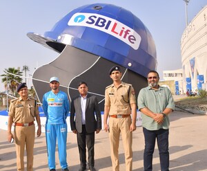 Underscoring the importance of protection, SBI Life &amp; Lucknow Super Giants Unveil the spectacular Larger-Than-Life 'Helmet' Installation at Ekana Cricket Stadium