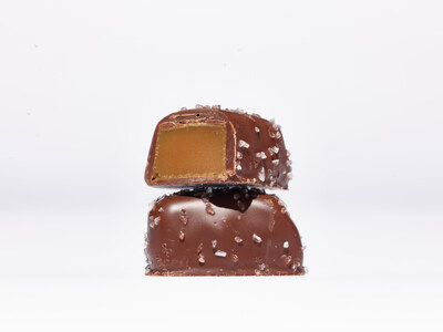 For the Love of Caramel includes Dark Salted Caramel piece
