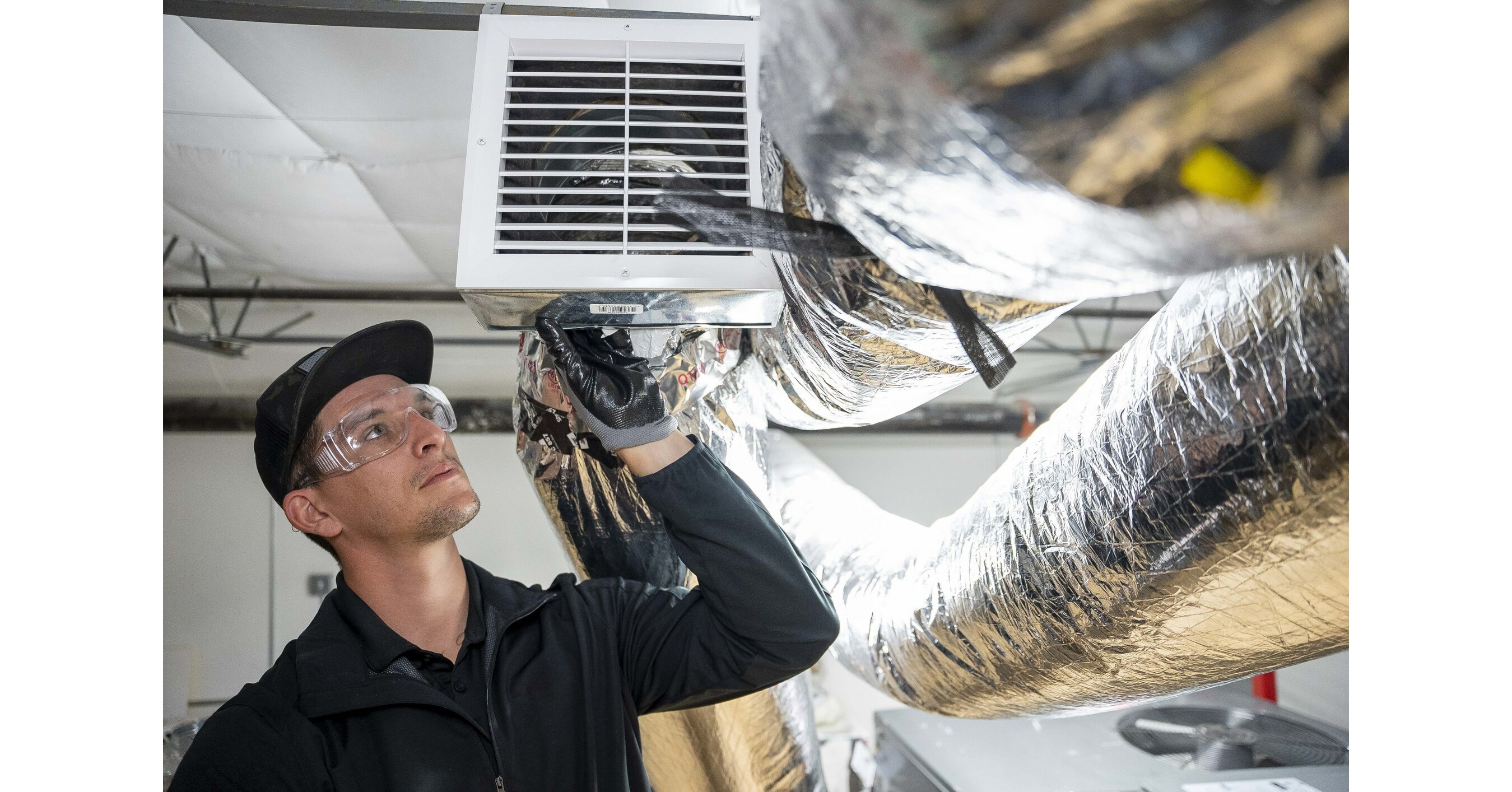 Universal Technical Institute, Inc. continues to execute its strategy